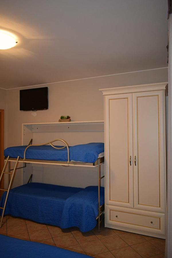 Hotel Donau Rimini Kültér fotó